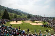 Das Areal des 95. Schwyzer Schwing- und Älplerfests am Sonntag, 6. Mai 2018, in Sattel. (Bild: Alexandra Wey / Keystone)