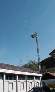 Die geplante Antenne ist in Necker ausgesteckt. (Bild: Martin Knoepfel)