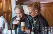 Bierfreunde kamen im und rund ums Kapuzinerkloster voll auf ihre Rechnung. (Bild: André A. Niederberger (Stans, 5. Mai 2018))