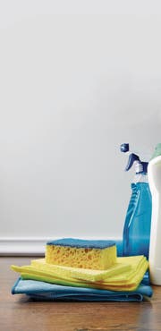 Schwamm, Lappen, Putzmittel - Hilfsmittel für den Frühjahrsputz. (Bild: Getty)