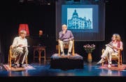 Alexandre Pelichet, Matthias Peter und Simone Stahlecker in einer szenischen Lesung auf der Bühne der Kellerbühne. (Bild: Urs Bucher)