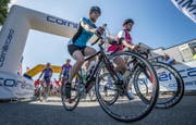 Teilnehmer starten in Weinfelden zur Classic Tour (Archivbild: Reto Martin)