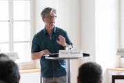 Der Wirtschaftsbeauftragte Peter Bucher am Landenbergforum. (Bild: Roger Zbinden, 6. Mai 2018)