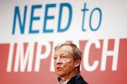 Tom Steyer bei einer Rede in Cincinnati. (Bild: J. Minchillo/AP (16. März 2018))