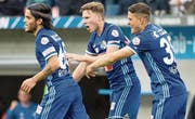 Die FCL-Jungprofis Idriz Voca (Mitte) und Filip Ugrinic (rechts) bejubeln mit Francisco Rodriguez das 1: 1 gegen GC. (Bild: Philipp Schmidli (Luzern, 13. Mai 2018))