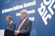 Donald Tusk (links) und Jean-Claude Juncker äussern sich zum Umgang mit Donald Trump. (Bild: Jasper Juinen/Bloomberg (Sofia, 17. Mai 2018))