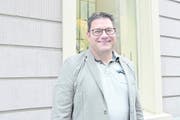 Stefan Beck (43), Immobilienmakler, Steinach.