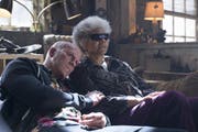 Schöner ist Deadpool (Ryan Reynolds, links) ohne Maske nicht geworden.