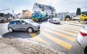 Dank Partikelfiltern unter anderem bei Dieselfahrzeugen und Baumaschinen hat die Feinstaubbelastung deutlich abgenommen. (Bild: Andrea Stalder)