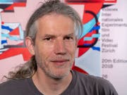 Patrick Huber leitet seit 20 Jahre das Experimentalfilmfestival Videoex in Zürich. Die Jubiläumsausgabe findet vom 26. Mai bis 3. Juni 2018 statt. (Bild: Keystone/Lorenzo Pusterla)