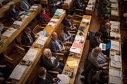 Nicht nur Stadtparlamentarier können in St. Gallen mit Vorstössen politisch aktiv werden. (Bild: Benjamin Manser)