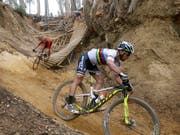 In Albstadt im Pech: Nino Schurter (Bild: KEYSTONE/EPA/KIM LUDBROOK)