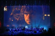 Live-Orchester, Pyrotechnik und spektakuläre Filmszenen aus "Game of Thrones" erwarten das Publikum im Hallenstadion Zürich. (Bild: Juan Carlos Hidalgo/EPA)