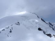 Hier kam es zu dem Bergdrama mit insgesamt sieben Toten. Region "Pigne d'Arolla". (Bild: KANTONSPOLIZEI VS)