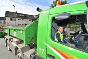 Der Ferienpass-Kurs «Mit dem Lastwagen unterwegs im Oberthurgau» wird auch dieses Jahr wieder angeboten. (Bild: Manuel Nagel, 13. Juli 2017)
