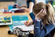 In der Tagesbetreuung sollen die Mittelstufenschülerinnen und -schüler beispielsweise Hausaufgaben machen. (Bild: Keystone)