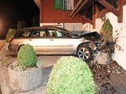 Für den Unfall von Ende 2015 bei Hinwil ZH muss sich Bundesrat Maurers Sohn vor Gericht verantworten. (Bild: KEYSTONE/KANTONSPOLIZEI ZUERICH)