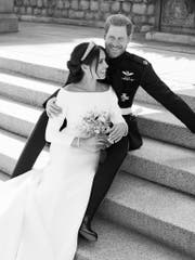 Eines der offiziellen Hochzeitsfotos von Prinz Harry und Herzogin Meghan. (Bild: KEYSTONE/AP PA/ALEXI LUBOMIRSKI)