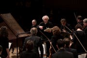 Konzert Orchestre des Champs Elysées mit Dirigent Philippe Herreweghe und Pianist Alexander Lonquich im Konzertsaal des KKL (Bild: Manuela Jans-Koch)