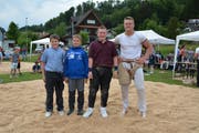 Die Kategoriensieger beim Buebeschwinget in Ebnat-Kappel, von links: Johannes Eggenberger, Lars Büsser, Elias Kundert und Thomas Burkhalter. (Bild: Beat Lanzendorfer)