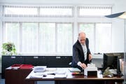 Stadtpräsident Alex Brühwiler räumt schon bald sein Büro im Gossauer Rathaus. (Bild: Mareycke Frehner)