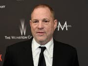 Harvey Weinstein will sich laut Medien den Behörden stellen. (Bild: KEYSTONE/AP Invision/CHRIS PIZZELLO)
