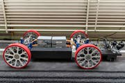 Das Fahrgestell des neuen Prototyps "Mujinga" von Swissloop. (KEYSTONE/Patrick Huerlimann)