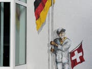 Die deutsche Enklave Büsingen am Hochrhein bei Schaffhausen ist gänzlich von Schweizer Staatsgebiet umgeben. (Bild: KEYSTONE/STEFFEN SCHMIDT)