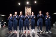 Das Jugendtheater Act Now spielt das Stück «Leistung. Karriere. Scheisse.» (Bild: Eveline Beerkircher; 23. Mai 2018)