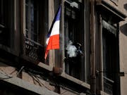 Frankreich nahm zwei frühere Agenten seines Auslandsgeheimdienstes fest. (Bild: KEYSTONE/AP/LAURENT CIPRIANI)