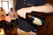 Mit Ehrfurcht geniessen: Jahrgangschampagner Dom Perignon 2006.