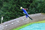 Der Kurs Skispringen ist dieses Jahr sehr beliebt: 19 von 20 Plätzen sind bereits vergeben (Bild: Robert Kucera)