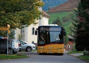 Die Linie 661 von Menzingen nach Finstersee gehört bald der Vergangenheit an. (Bild: Stefan Kaiser (Finstersee, 4. Oktober 2017))