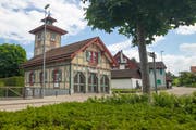 Das alte «Sprözähüsli» in Mörschwil soll zu einem Treffpunkt für Alt und Jung werden. (Bild: Corinne Allenspach)