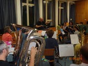 Der Musikverein hat sich unter der Leitung von Willi Truttmann auf das Jahreskonzert vorbereitet. Bild PD (Flüelen, 15. Mai 2018)