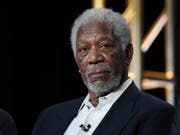 Der mit Vorwürfen der sexuellen Belästigung konfrontierte US-Schauspieler Morgan Freeman sieht keinerlei Parallelen zwischen sich und Harvey Weinstein. (Bild: Keystone/AP Invision/RICHARD SHOTWELL)