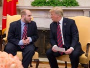 Der von Venezuela freigelassene US-Missionar Joshua Holt bei seinem Empfang im Weissen Haus mit Präsident Donald Trump. (Bild: KEYSTONE/EPA CONSOLIDATED NEWS PHOTOS / POOL/CHRIS KLEPONIS / PO)