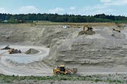 Die Vorräte in der bestehenden Kiesgrube Hüerbüel nähern sich in einem Jahr dem Ende zu. (Bild: Thomas Güntert)