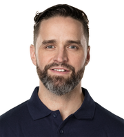 Josh Holden wird Assistenztrainer. Bild: PD/EVZ