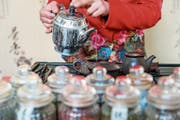 Musse bedeutet, sich Zeit zu nehmen – wie etwa für eine chinesische Teezeremonie. (Bild: Getty)