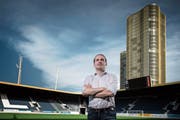Remo Meyer posiert in der Swisspor-Arena. «Wir hatten Hochs und Tiefs», sagt er. (Bild: Pius Amrein (Luzern, 27. Mai 2018))