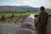 Mauern prägen auch die heutige Welt. Ein türkischer Soldat an der Grenze zu Syrien. (Bild Getty, 2. März 2017)