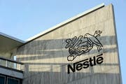 Mit dem zahlreichen Stellenabbau will Nestlé den digitalen Wandel im Unternehmen beschleunigen und von Innovationen in der Informatik profitieren.