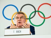 Will sich mit der Aufhebung der lebenslangen Sperre von 28 russischen Wintersportlern nicht abfinden: IOC-Präsident Thomas Bach (Bild: KEYSTONE/EPA KEYSTONE/JEAN-CHRISTOPHE BOTT)