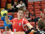 Schütze des entscheidenden Tores für Pfadi Winterthur in den Schlusssekunden: Roman Sidorowicz. (Bild: KEYSTONE/WALTER BIERI)