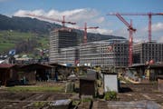 Der Mattenhof in Kriens ist eines von zahlreichen Neubauprojekten im Gebiet Luzern Süd. Bild: Dominik Wunderli (10. April 2018)