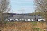 Die Fahrenden hielten sich während ein paar Wochen auf einem Platz an der Grenze zwischen Arbon und Steinach auf. (Bild: Martin Rechsteiner)