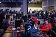 E-Sport-Turniere, wie die LAN-Party in der Olma-Halle, sollen künftig öfter in St. Gallen stattfinden. (Bild: Urs Bucher (7. Januar 2018))