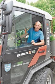 Köbi Scherrer war in der Gemeinde Nesslau vor allem im Transporter unterwegs. (Bild: Sabine Schmid)