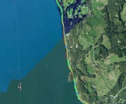 Der Stau auf der Axenstrasse nördlich des Schifereneggtunnels. (Bild: Google Maps)
